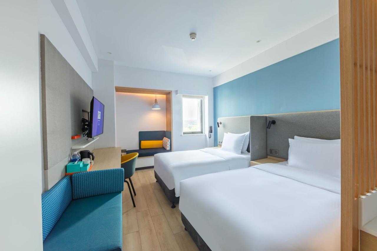 Holiday Inn Express Shanghai Pudong Airport By Ihg Luaran gambar